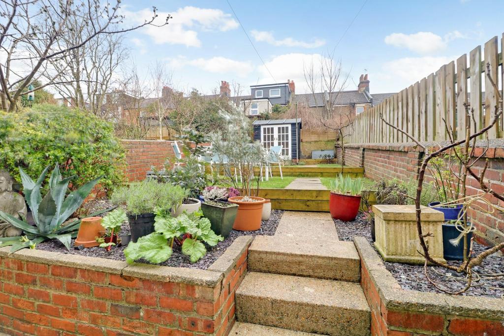 Redvers Road, Brighton 2 bed terraced house £400,000