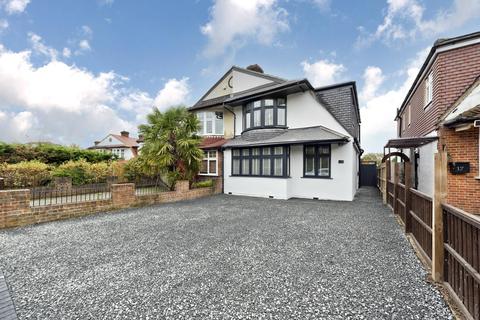 15 Ewell By Pass, Epsom, KT17 2PZ