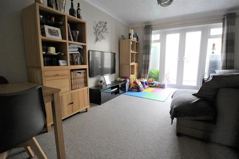 41 Primrose Walk, Ewell, Epsom, KT17 2EZ