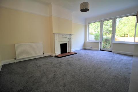 25 Beaufort Way, Ewell, Epsom, KT17 2PS