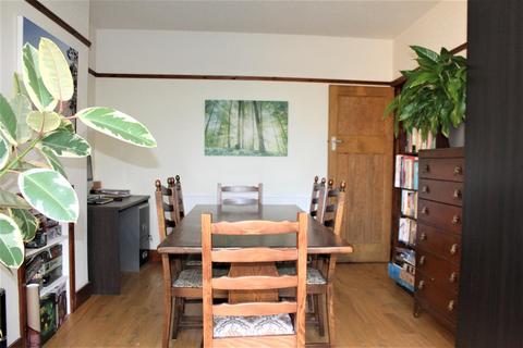 6 Highfield Drive, Epsom, KT19 0AS