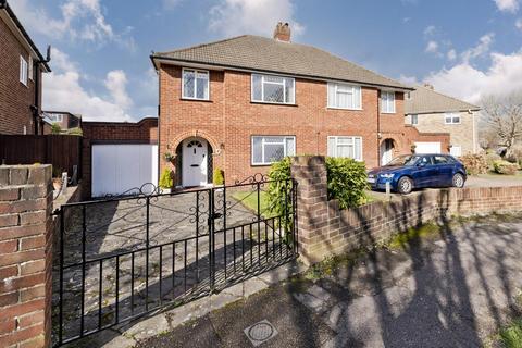 4 Alsom Avenue, Worcester Park, KT4 7EG