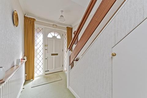 4 Alsom Avenue, Worcester Park, KT4 7EG