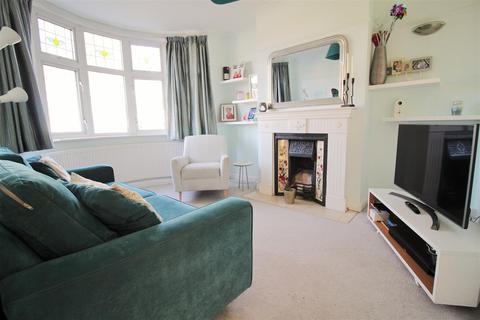 29 Stane Way, Epsom, KT17 1PN