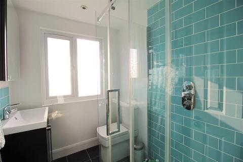 29 Stane Way, Epsom, KT17 1PN