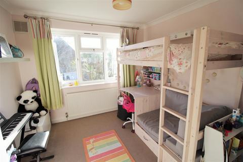 29 Stane Way, Epsom, KT17 1PN