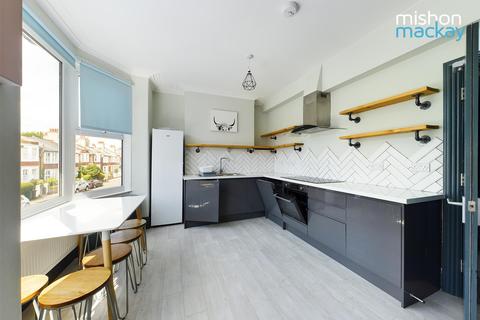 6 bedroom flat to rent - Compton Road, Brighton, BN1 5AN