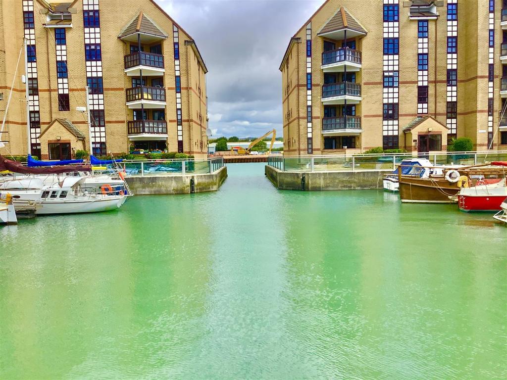Emerald Quay, ShorehamBySea Property £13,000