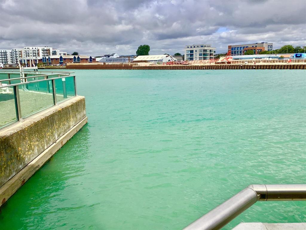Emerald Quay, ShorehamBySea Property £13,000