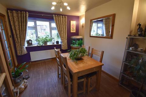 3 bedroom semi-detached house for sale - Sherwood Road, Buxton