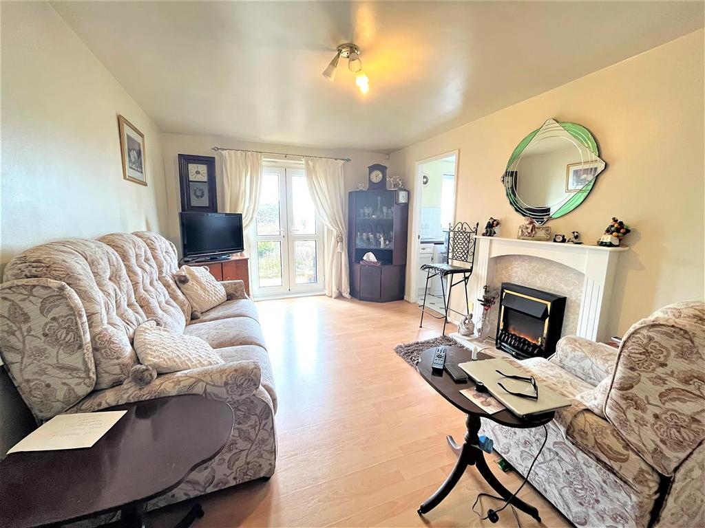 Armstrong Quay, Liverpool 2 bed apartment £165,000