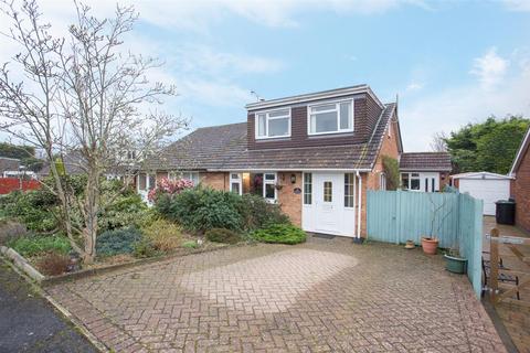 10 Whatmer Close, Sturry, Canterbury, CT2 0JJ