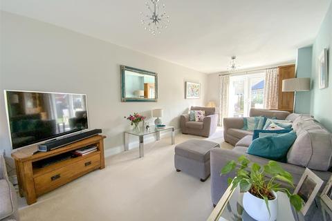13 Bittern Lane, Wixams, Bedford, MK42 6AP