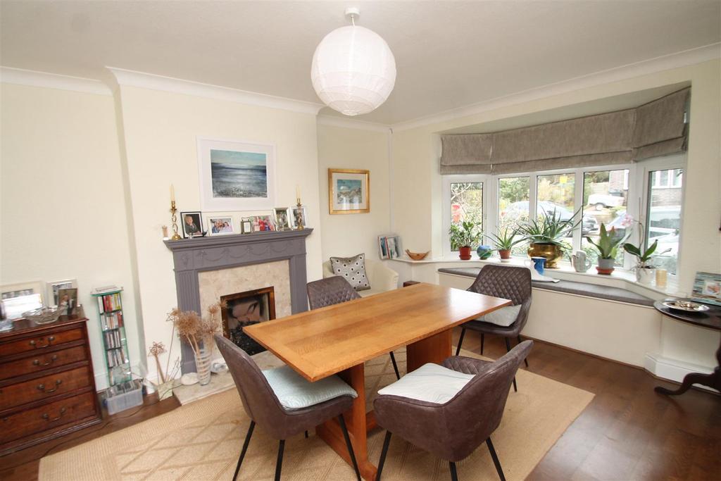 Crosbie Road, Harborne, Birmingham 3 bed semidetached house £595,000