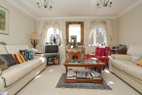 9 Eldon Grove, Ramsgate, CT11 9LW