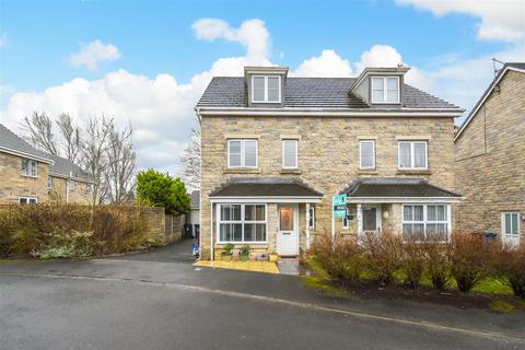 3 Copperfield Close, Clitheroe, BB7 1ER
