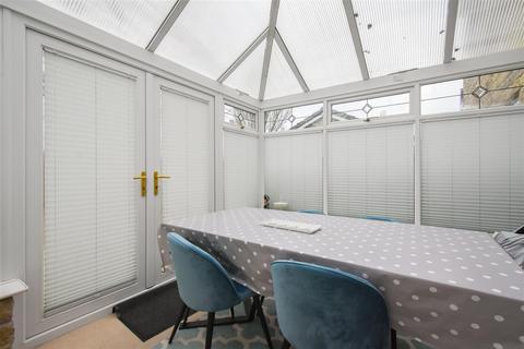 3 Copperfield Close, Clitheroe, BB7 1ER