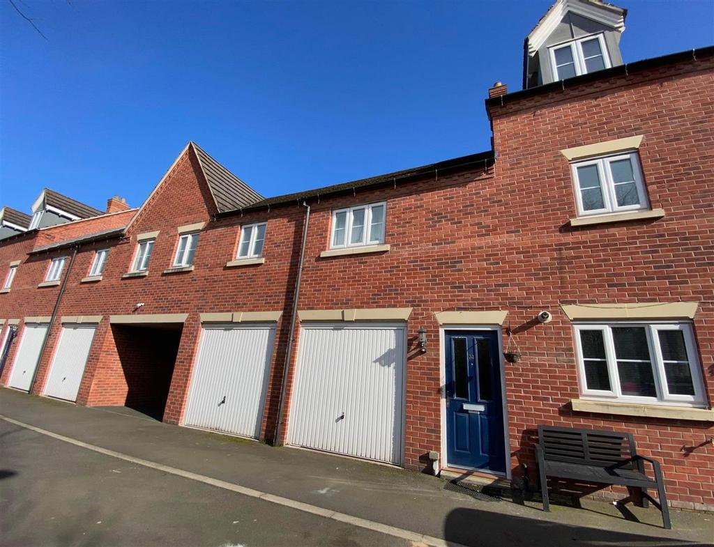 Sutton Bridge, Shrewsbury 1 bed apartment £550 pcm (£127 pw)