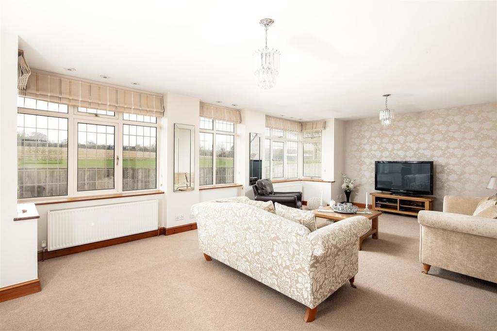 Flax Bourton Road, Failand, Bristol 5 bed detached house £825,000