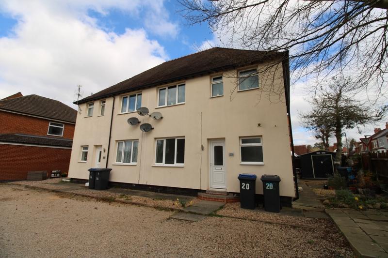 Hurst Road, Hinckley, Leicestershire... 1 bed apartment £625 pcm (£