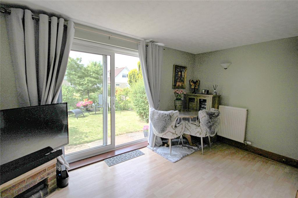 Priory Lane, Cleeve... 3 bed detached house £400,000