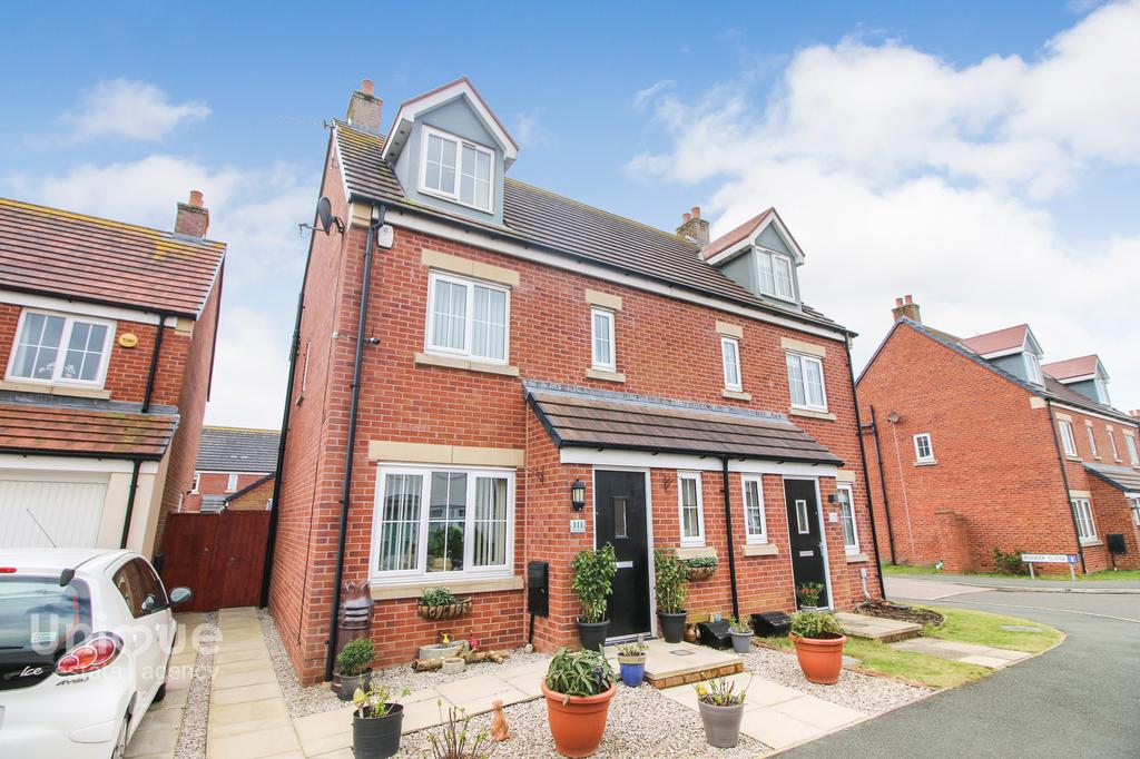 Windward Avenue, Harbour Village, Fleetwood, FY7 4 bed semidetached