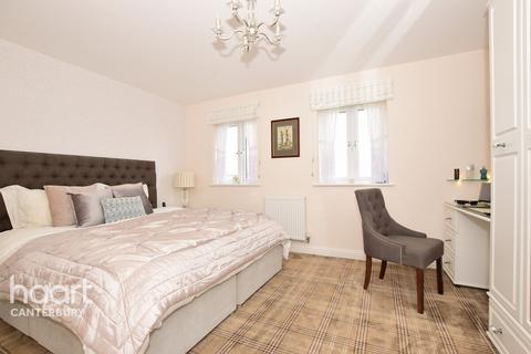 9 Harvest Road, Whitfield, Dover, CT16 3FA