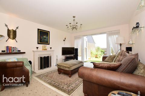 9 Harvest Road, Whitfield, Dover, CT16 3FA