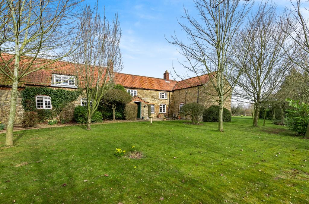 North Carlton, Lincoln, LN1 4 bed detached house £700,000
