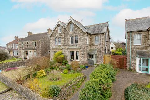 52 Charlton Road, Shepton Mallet, BA4 5PB