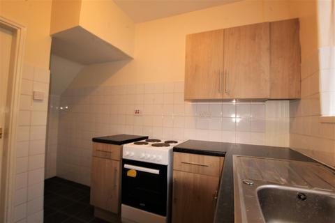 3 bedroom terraced house to rent, Donovan Road, Sheffield