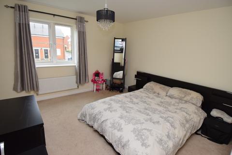 11 Dunford Close, Amesbury, Salisbury, SP4 7FW