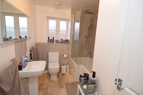 11 Dunford Close, Amesbury, Salisbury, SP4 7FW