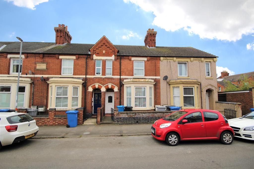 Garfield Street, Kettering NN15 3 bed terraced house £220,000
