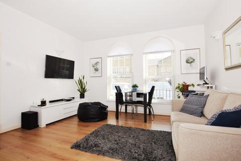 31 Frederick Square, London, SE16 5XR
