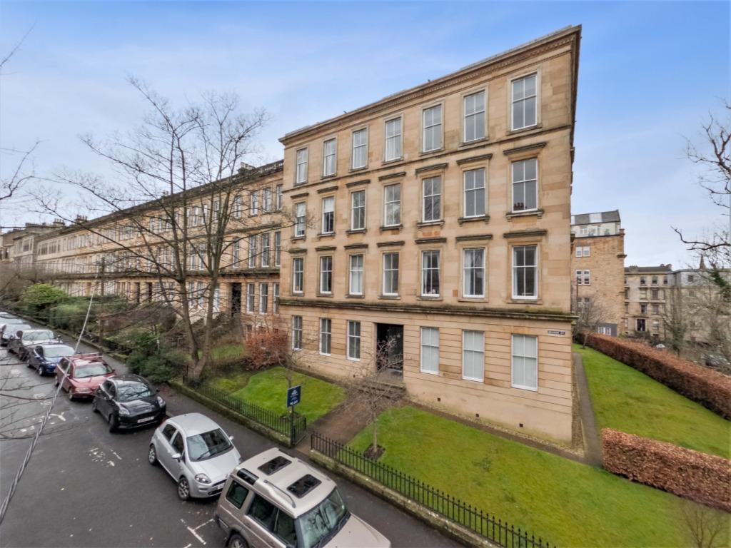 Hillhead Street, Flat 0/1, Hillhead, Glasgow, G12 8PS 2 bed flat £249,000