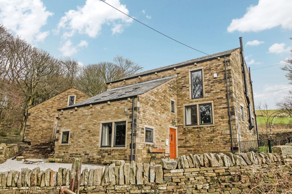 Ogden Lane, Newhey, OL16 4 bed detached house £555,000