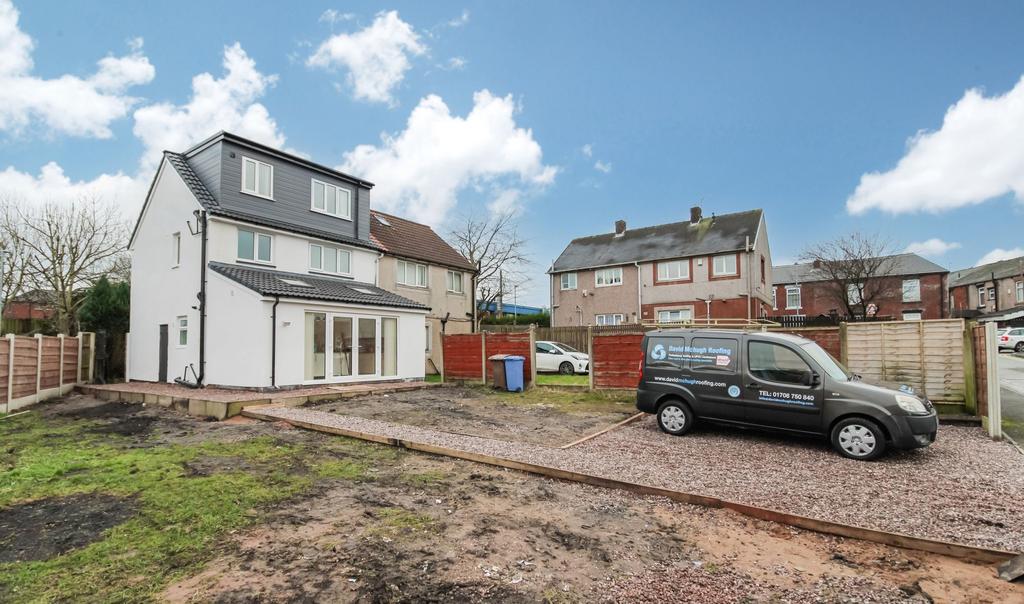 Albert Royds Street, Rochdale, OL16 3 bed property £179,950