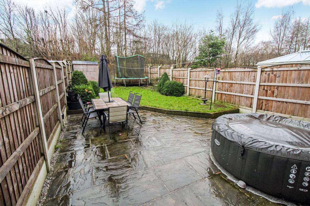 Sunhill Close, Rochdale, OL16 4 bed detached house £269,950