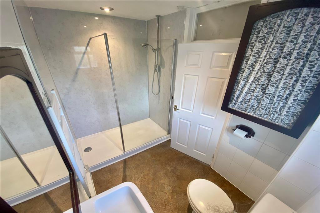 Ensuite Shower