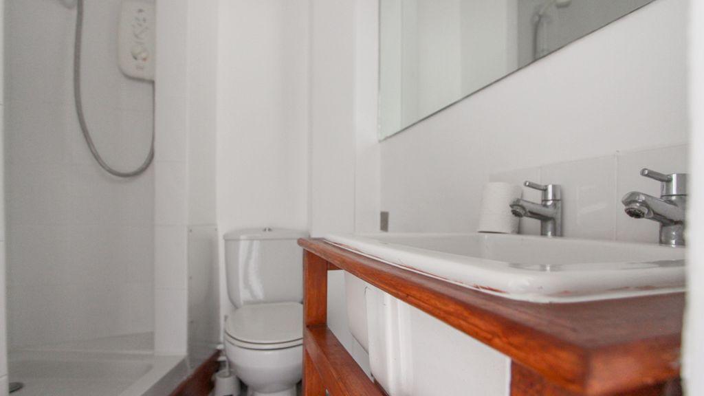 Bathroom (Shower Room)