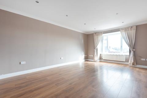 6 Lower Hillcrest, Perranporth, TR6 0JZ