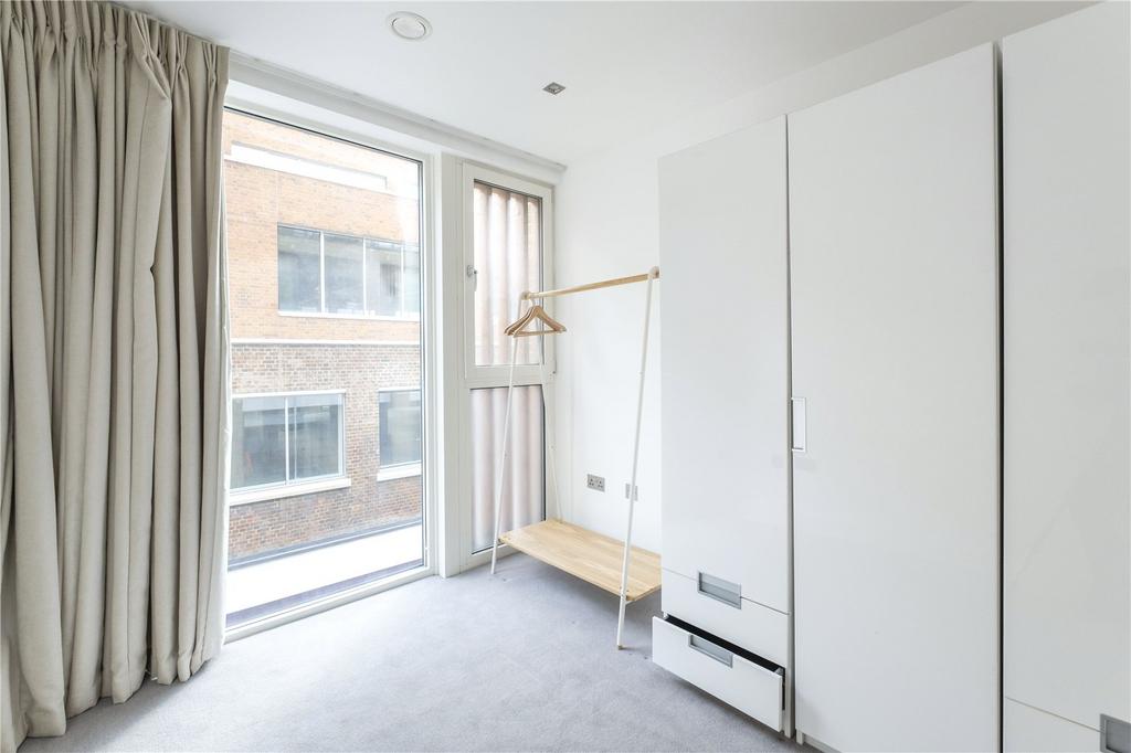 Apartment in London - View 5