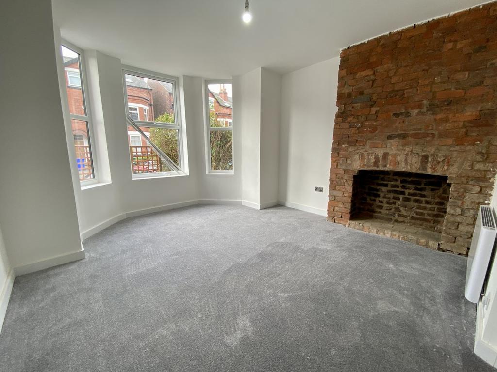 Goulden Road, West Didsbury, Manchester, M20 2 bed flat £1,250 pcm (£