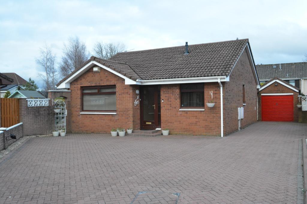 Highland Drive, Larbert, Stirlingshire, FK5 4RT 3 bed detached bungalow