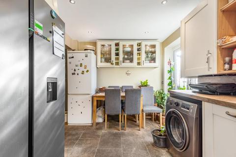 12 Cheviot Road, Slough, SL3 8UA