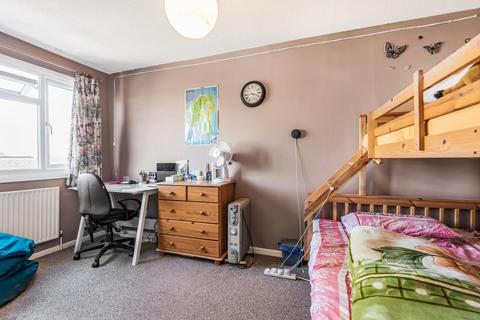 12 Cheviot Road, Slough, SL3 8UA