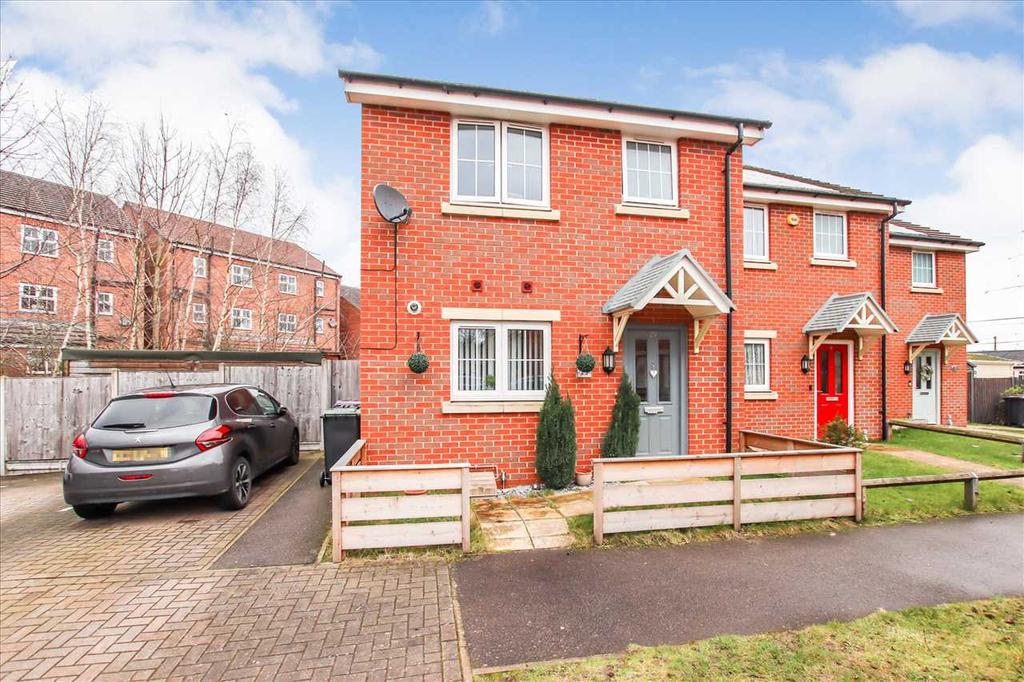 Minerva Way, Lincoln 3 bed terraced house £92,500