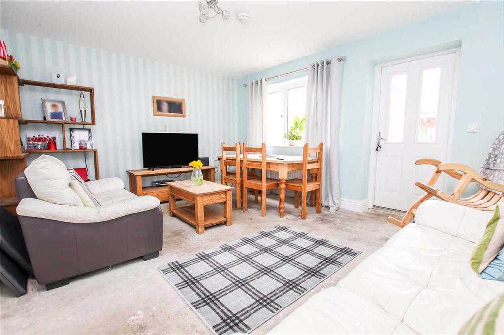 Minerva Way, Lincoln 3 bed terraced house £92,500