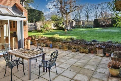 Acorns Old Avenue, West Byfleet, KT14 6AE
